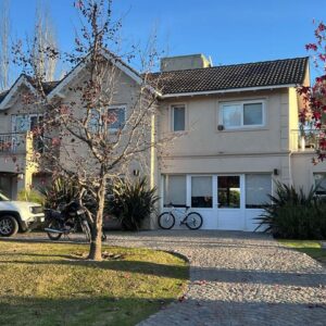 Bellísima casa en barrio cerrado La Concepción