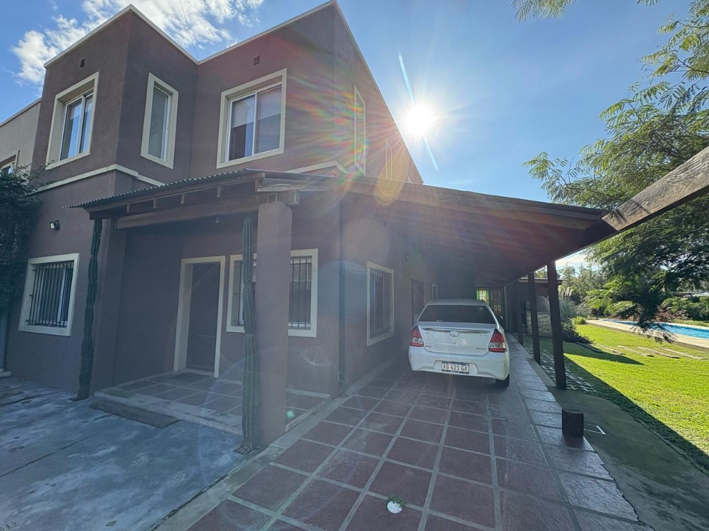 Casa quinta en La Lonja - calle Comodoro Rivadavia - Imagen 10