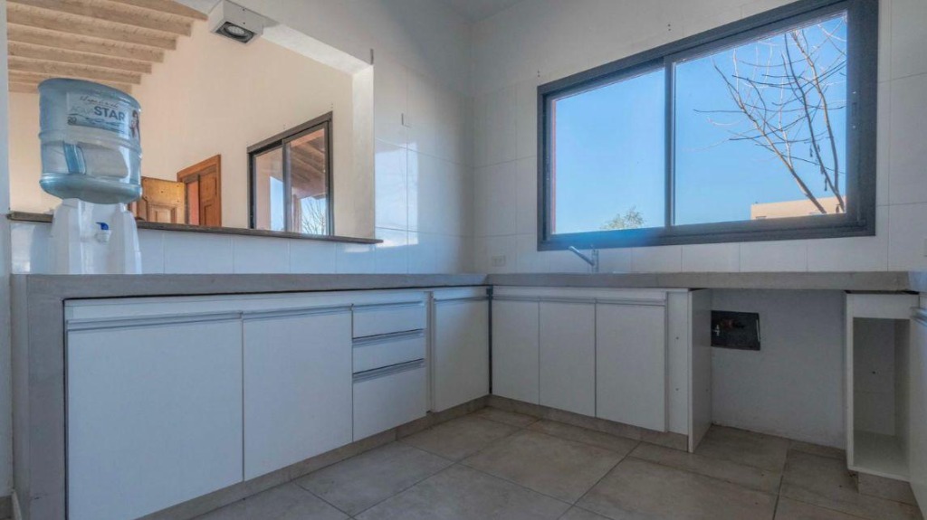 Hermosa casa en Manzanares Chico - Imagen 10