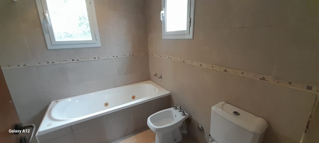 CASA EN VENTA, BARRIO CERRADO SANTA SILVINA - Imagen 13