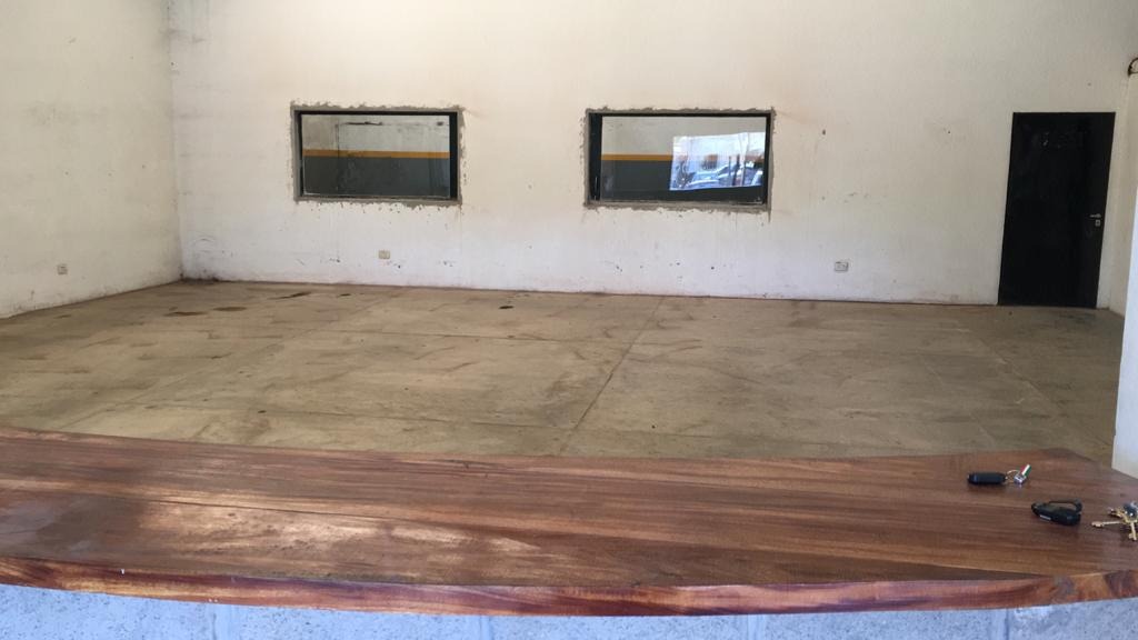 Excelente inmueble con oficinas y depósito - Imagen 16