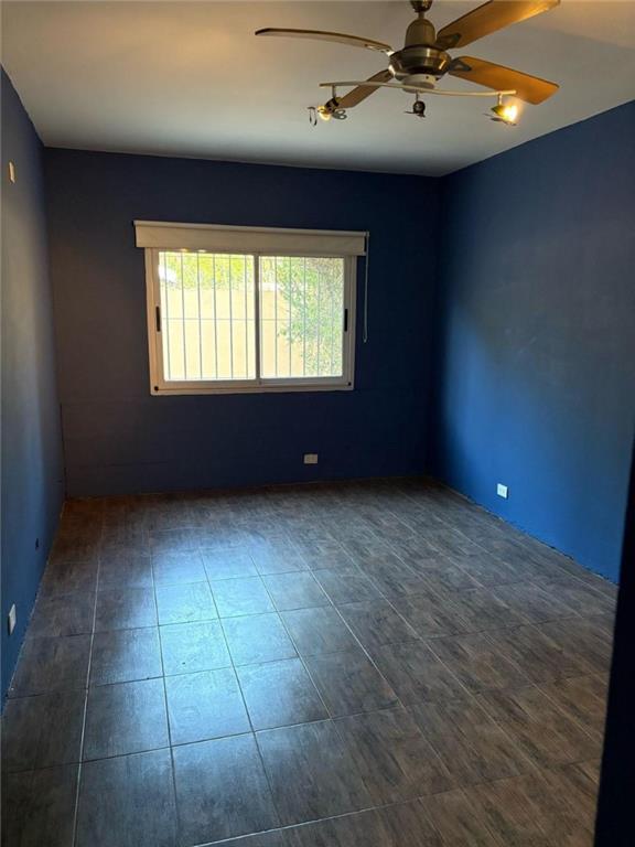 Casa quinta en La Lonja - calle Comodoro Rivadavia - Imagen 9