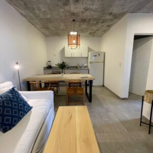 Departamento 2 ambientes con jardín en Manzanares Chico!