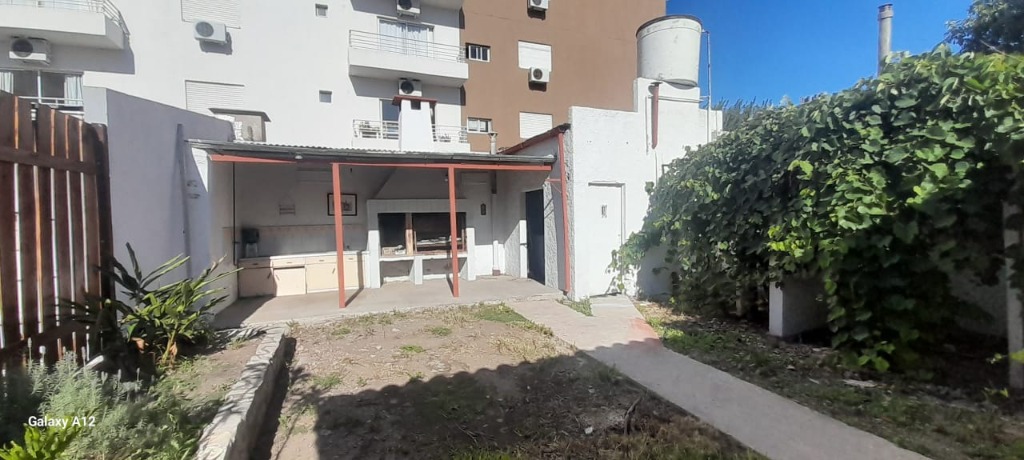PROPIEDAD EN PILAR CENTRO - Imagen 9