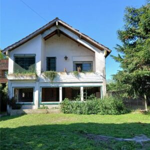 casa sobre terreno de 710 m2