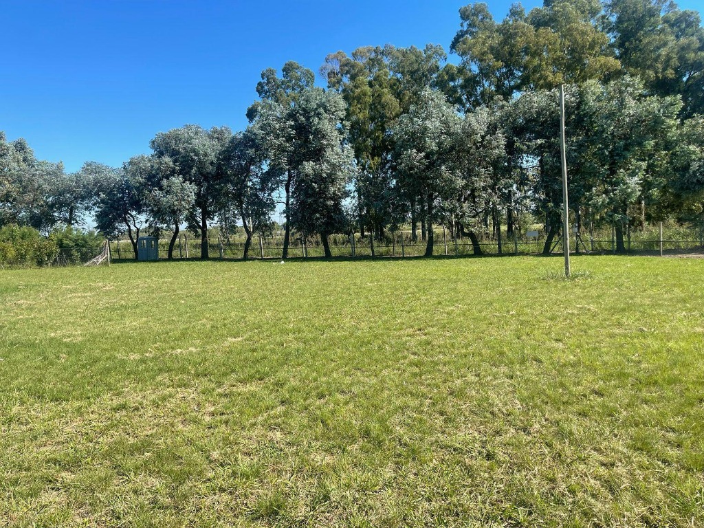 LOTE EN VENTA EN MEDAL CLUB. - Imagen 4